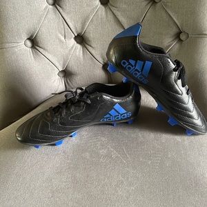 Kids Adidas soccer cleats – new without box